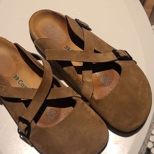 39 Comfortfube Suede Leather Boston Clog Mule Straps